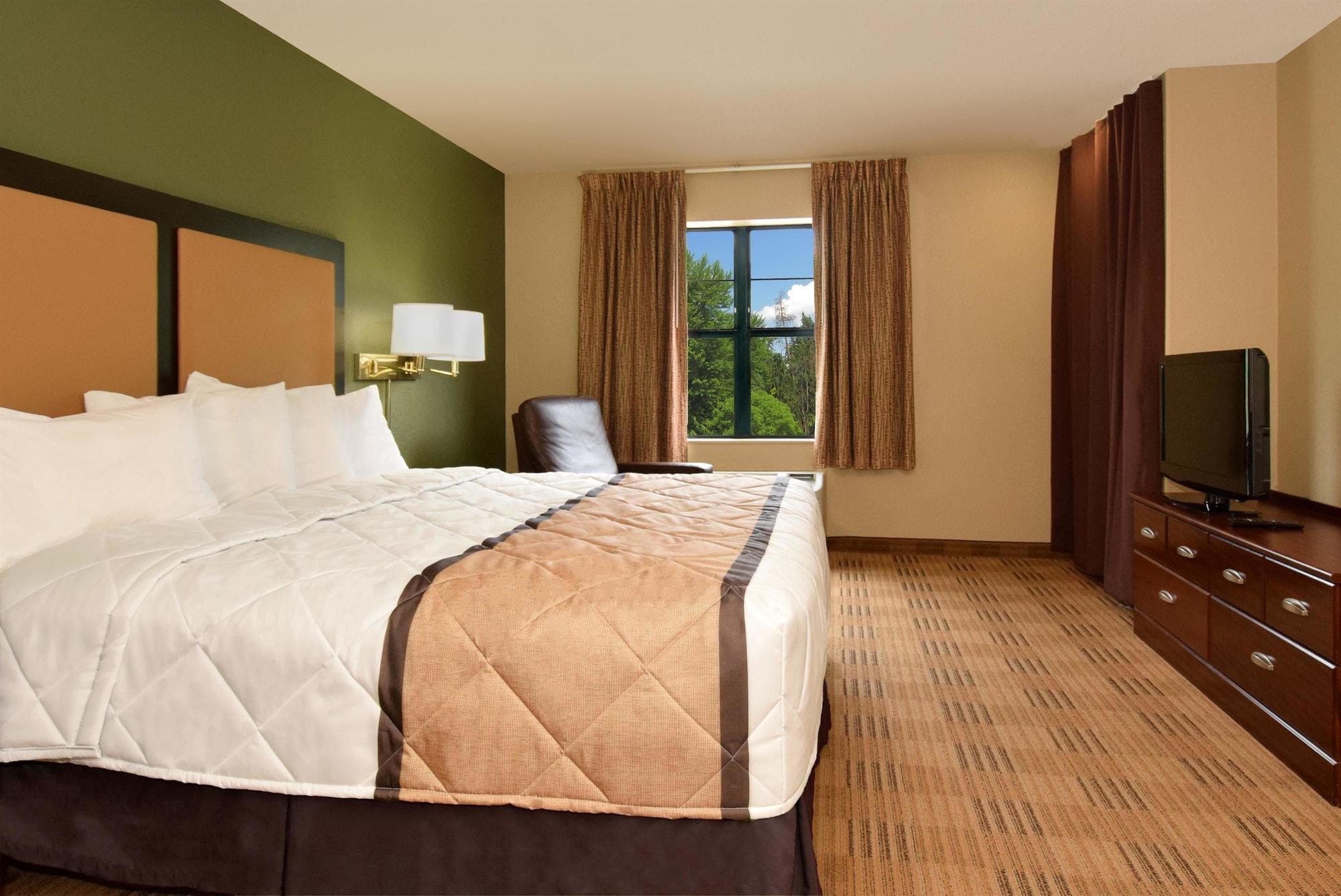 Extended Stay America Suites - Chicago - Woodfield Mall Schaumburg Exterior photo